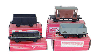 Lot 332