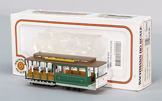 Lot 32
