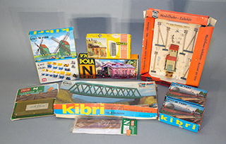 Lot 252
